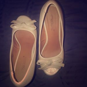 Wedge Style Cream color Shoe Dazzle